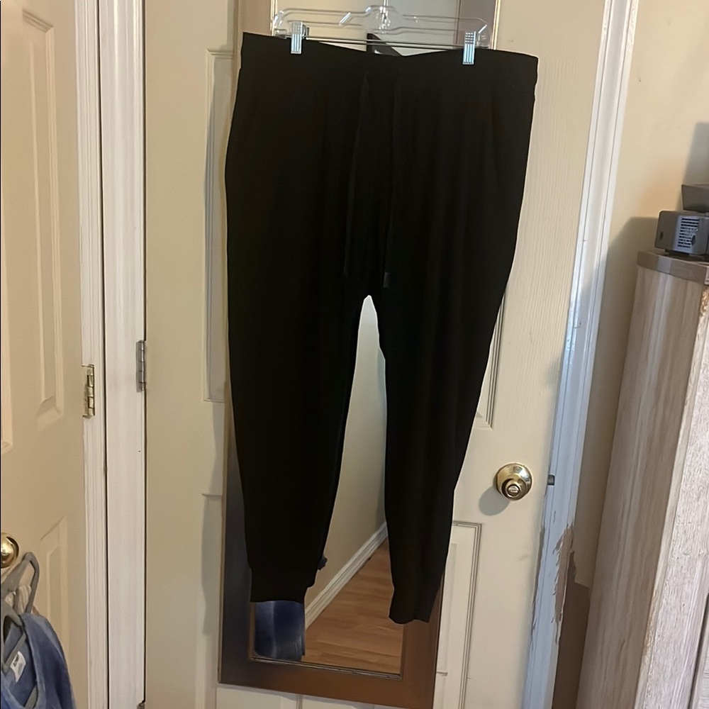 Athletic Works Black Sweatpants for Everyday Comfort
